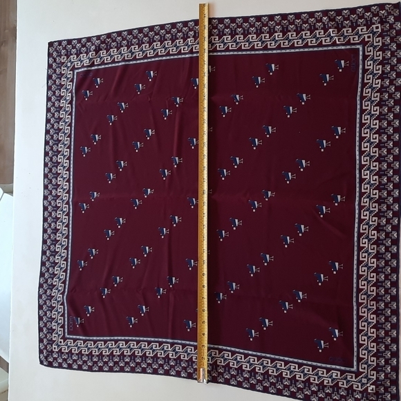 Gucci bird scarf wrap - Picture 8 of 9